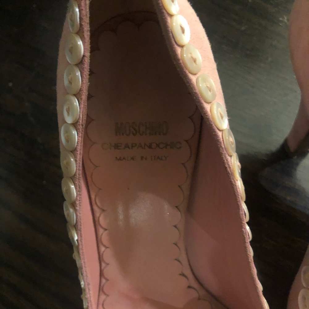 Unique suede pumps - Picture 4 of 6